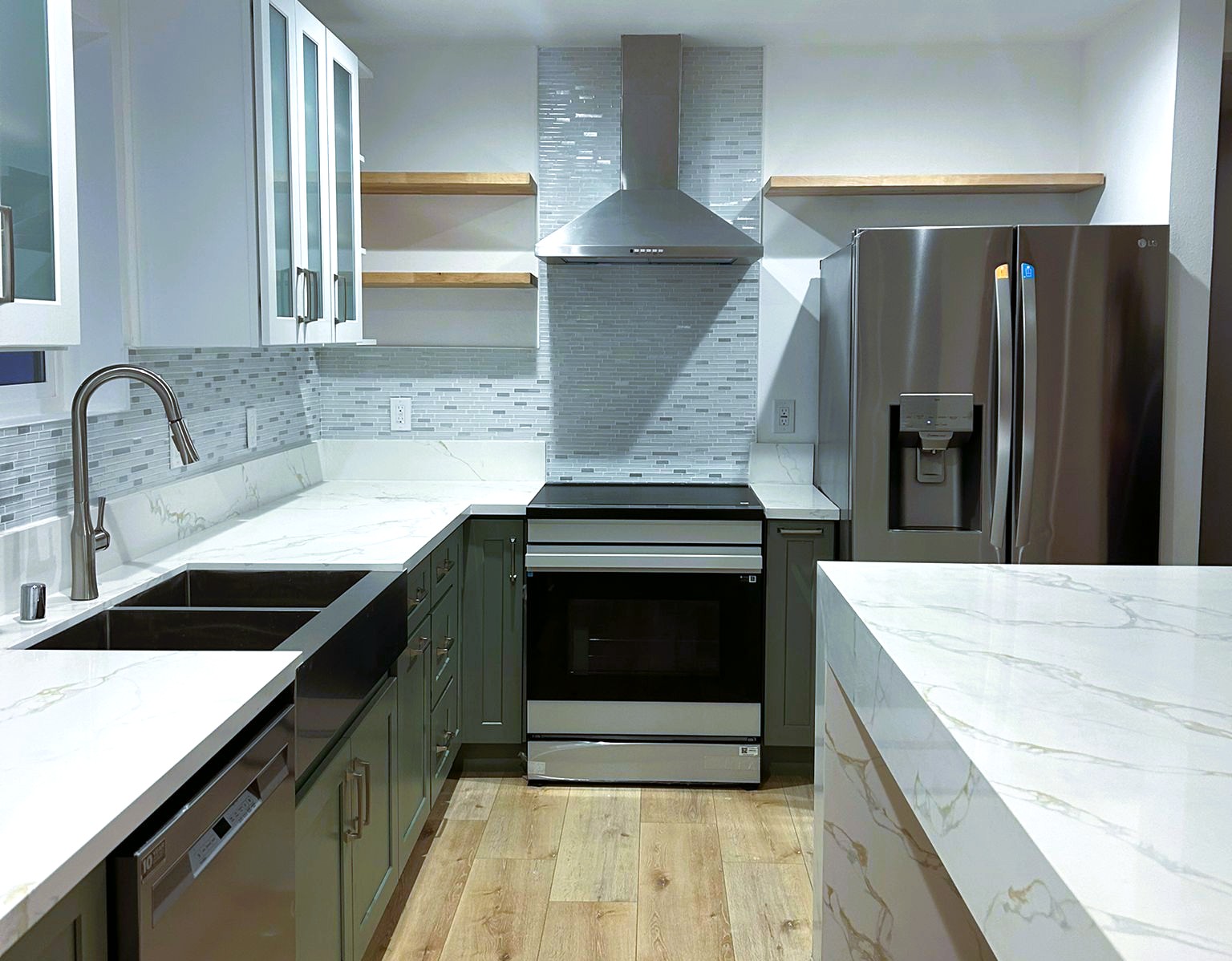 Hands On Husband and Wife Builder | 20+ Years Experience